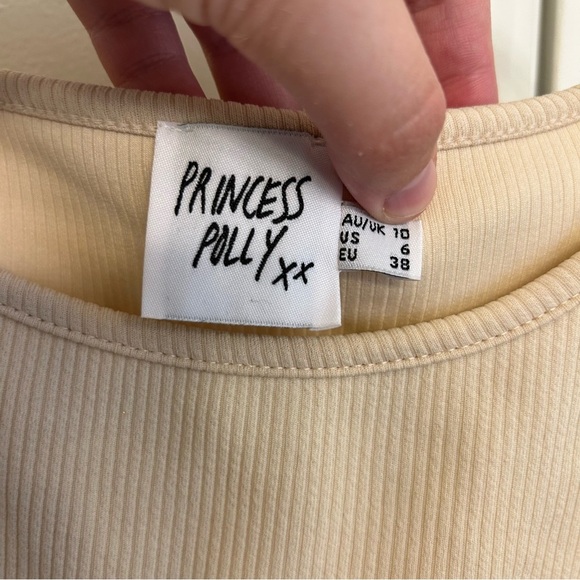 Princess Polly Cropped Ribbed Halter Tank Top Cream Sleeveless Size 6 - Picture 2 of 5